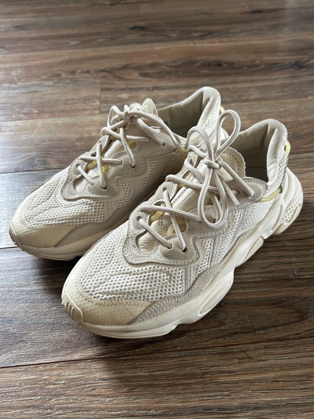 adidas Ozweego Women's Beige Cream Chunky Mesh Sneakers size 7